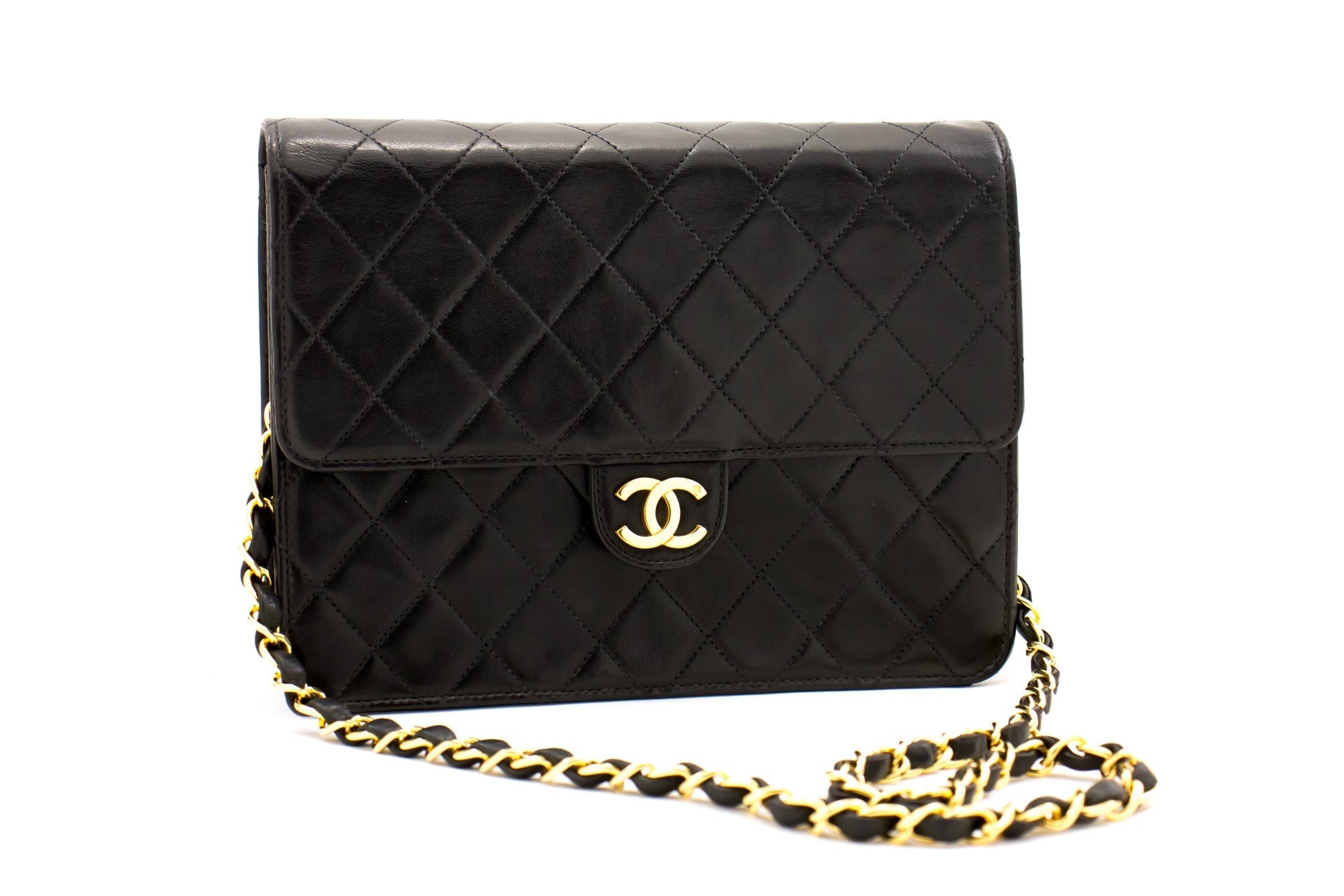 CHANEL Small Chain Shoulder Bag Clutch Black Quilted Flap Lambskin d22