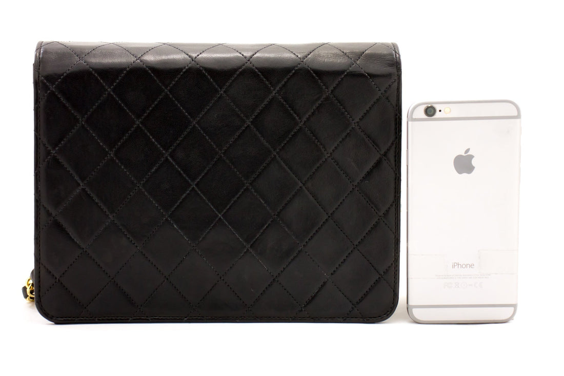 CHANEL Small Chain Shoulder Bag Clutch Black Quilted Flap Lambskin d22