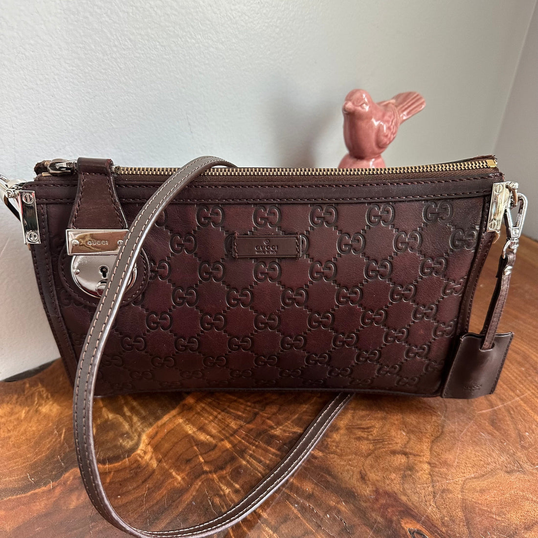 The Junco -Prestige Totes Bags Gucci Guccissima Crossbody Bag in Brown