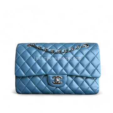 Classic Flap Medium 25CM Quilted Lambskin Blue Silver Hardware Series 17