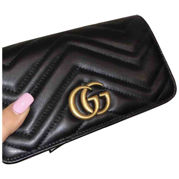 Gucci marmont black leather handbag