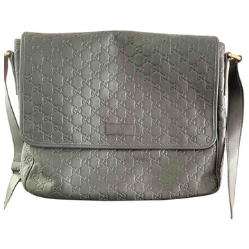 Gucci black leather bag