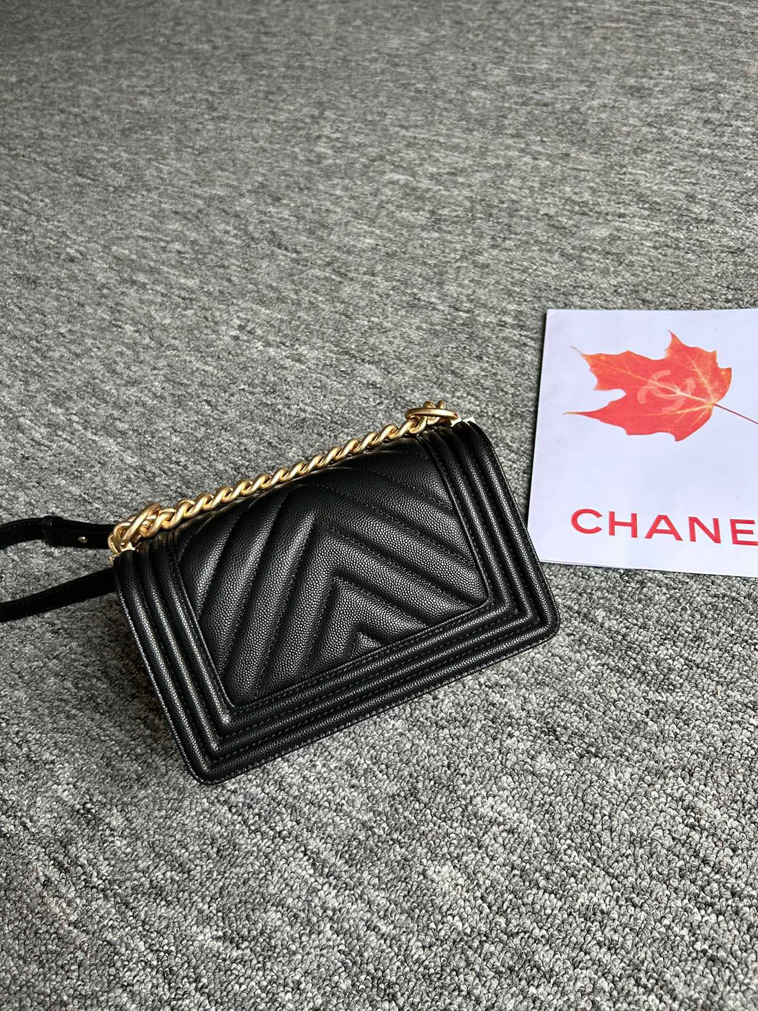 CHANEL BOY BAG SMALL 20 BLACK CHEVRON CAVIAR GOLD HARDWARE