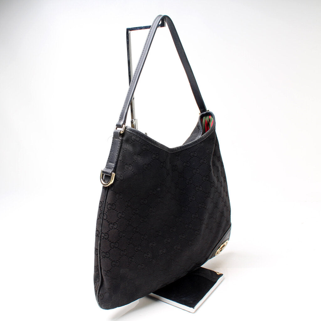 169947 Britt Shoulder Bag