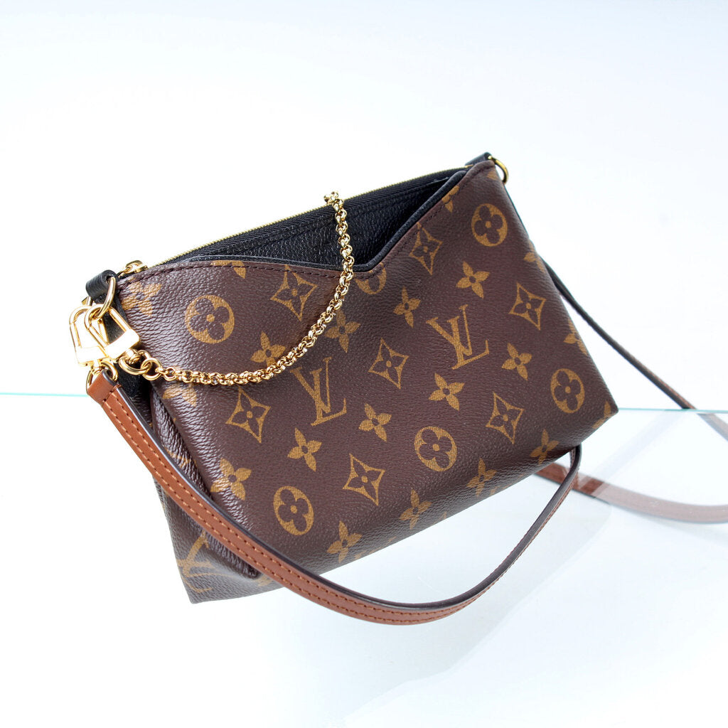 Pallas Clutch Monogram