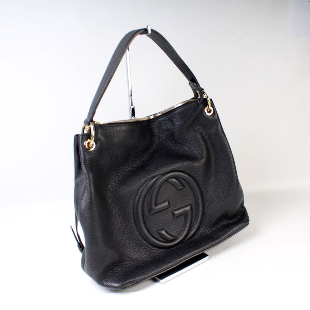 408825 Soho Shoulder Bag