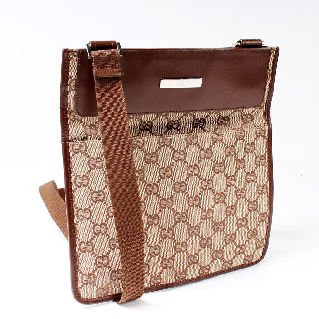 019-0348 GG Canvas Flat Crossbody