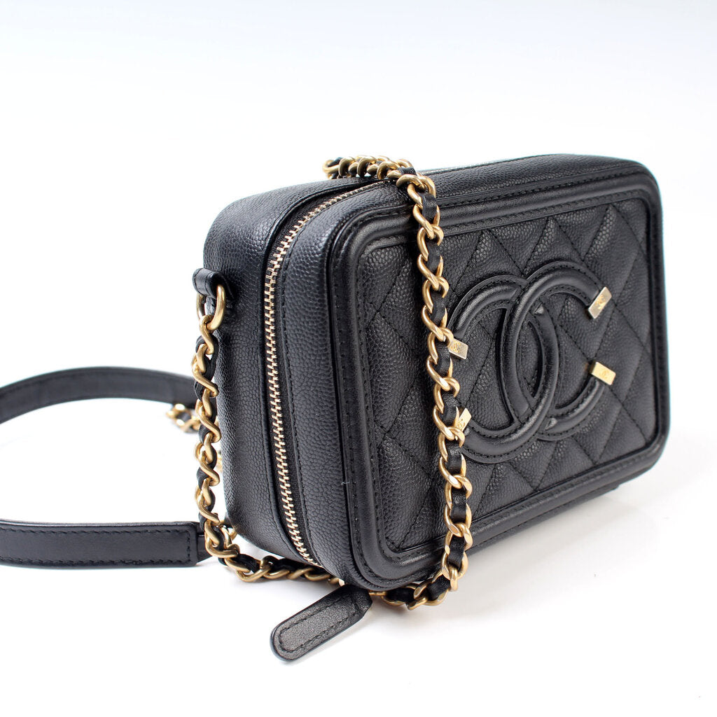 Filigree Vanity Clutch W/Chain Caviar 25M