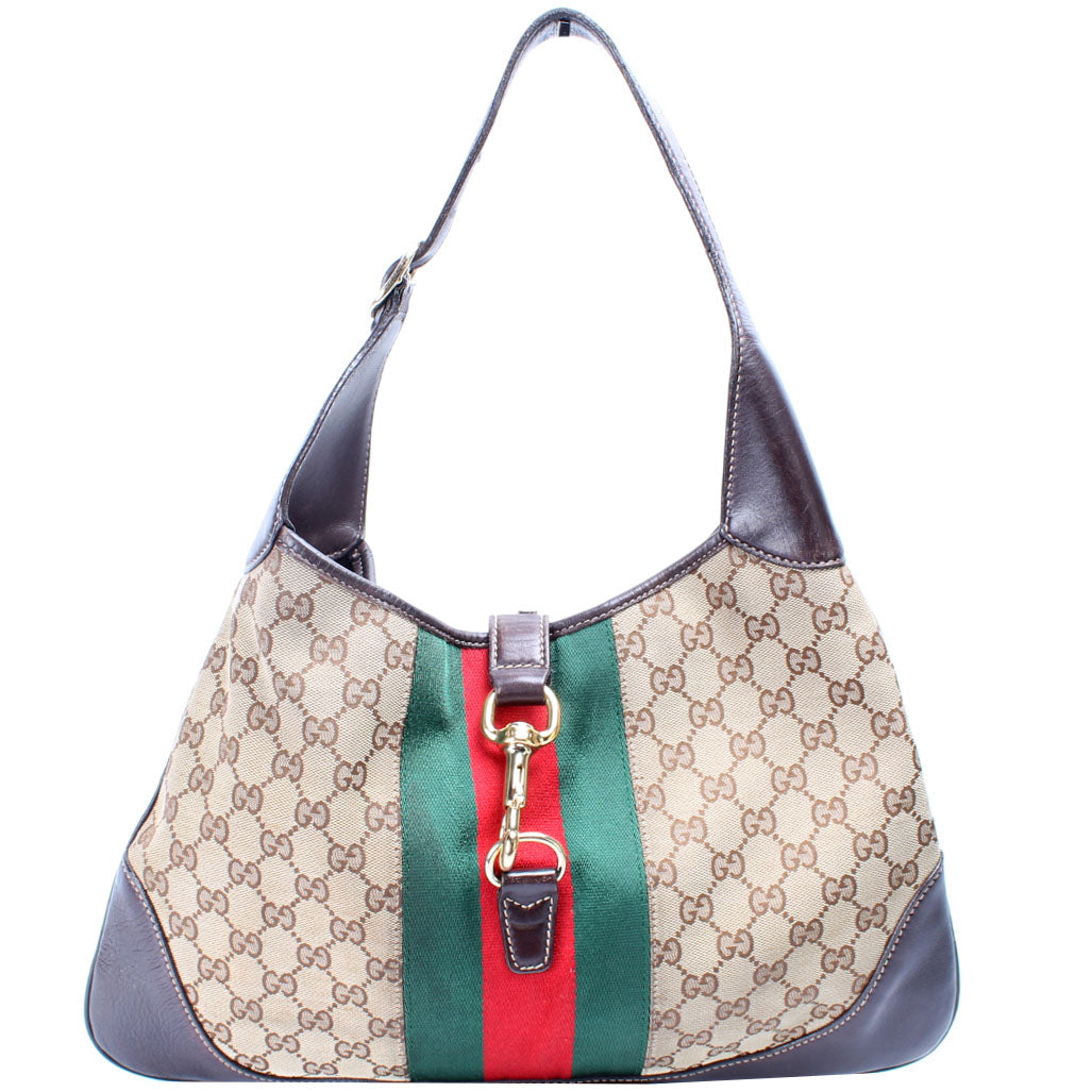 153026 Web Jackie Hobo