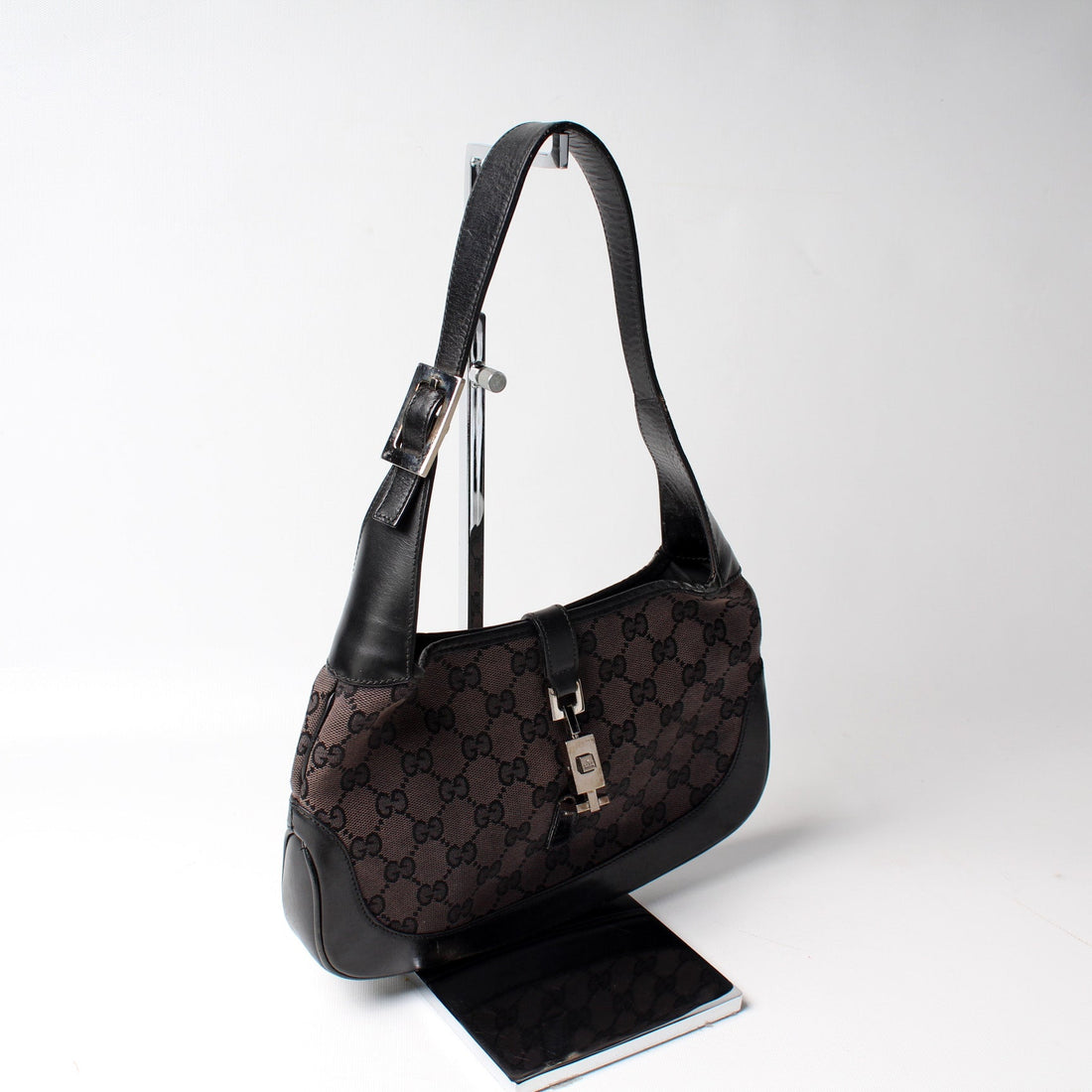 001.3735 Jackie O Small