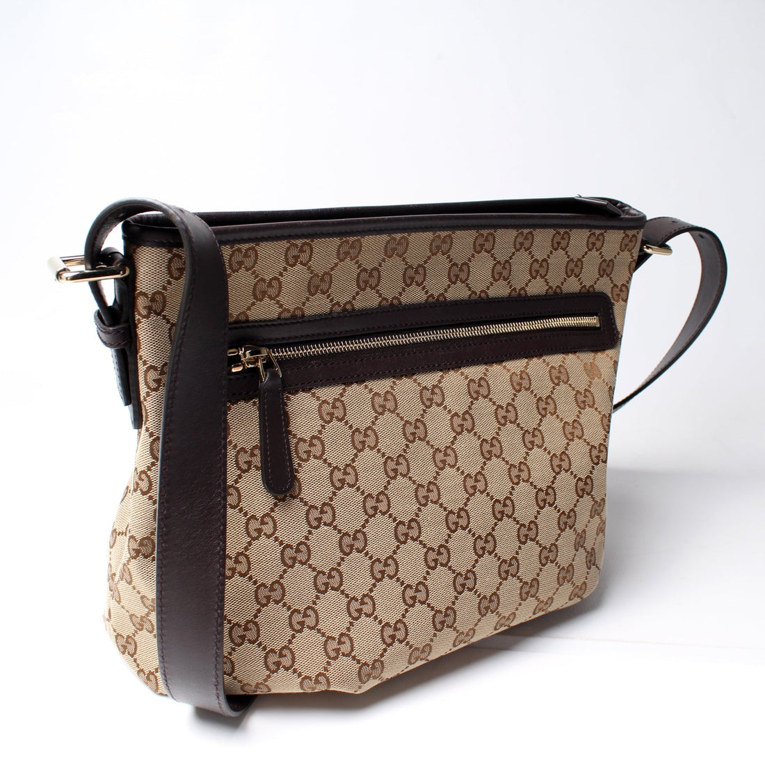 388930 GG Canvas Shoulder Bag