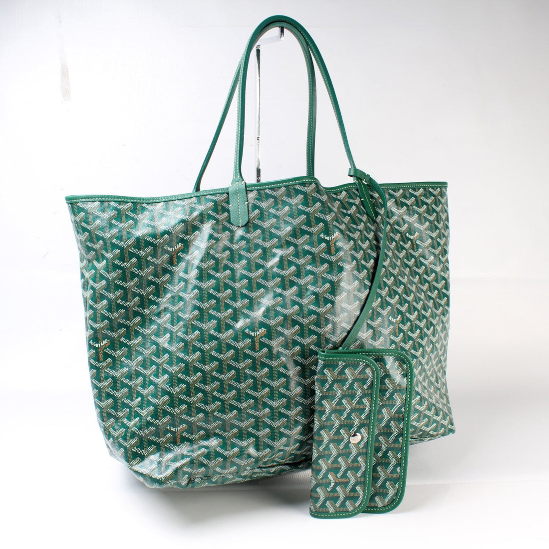 St. Louis GM With Pouch