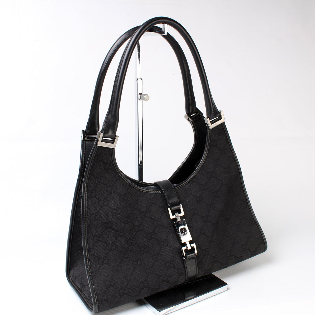 01719 GG Canvas Jackie Small