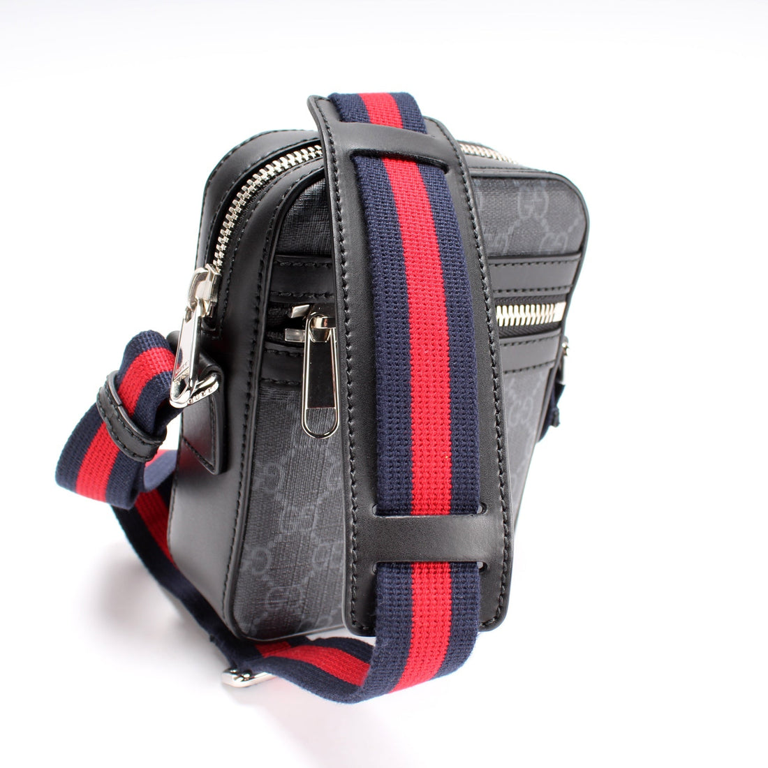 598103 GG Supreme Messenger