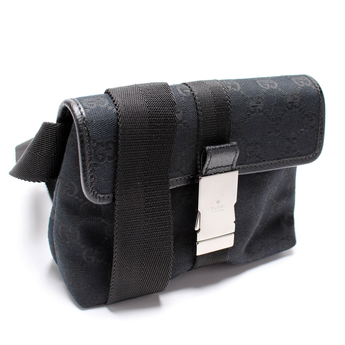 131236 GG Canvas Small Buckle Belt Bag