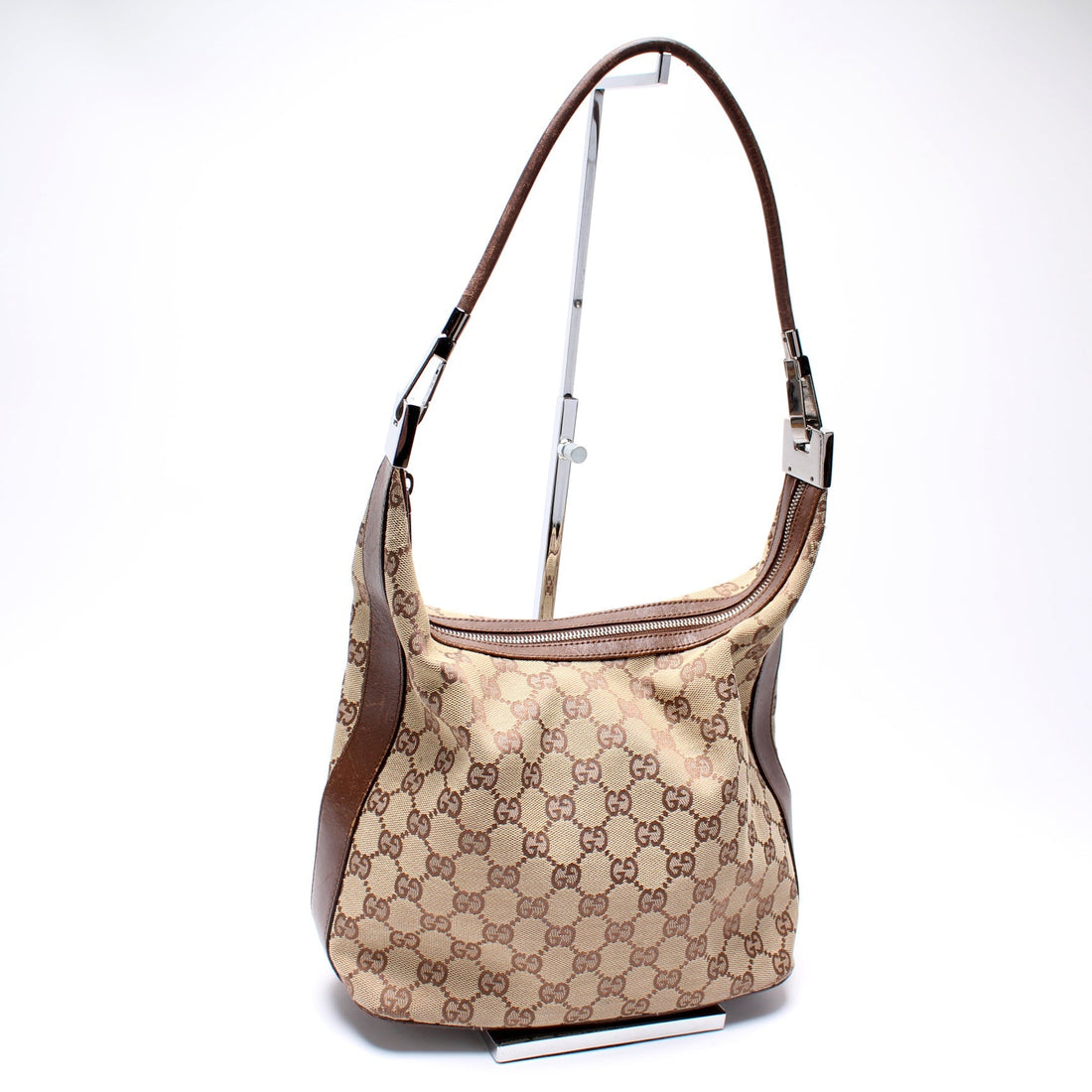 001-3814 GG Canvas Clasp Hobo