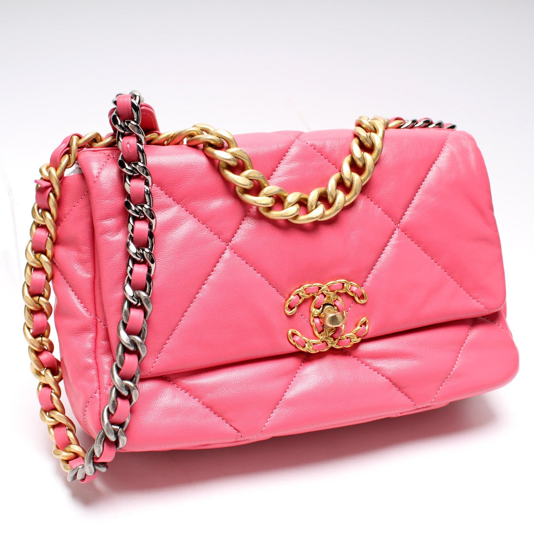 Quilted Goatskin 19 Medium Flap 29M