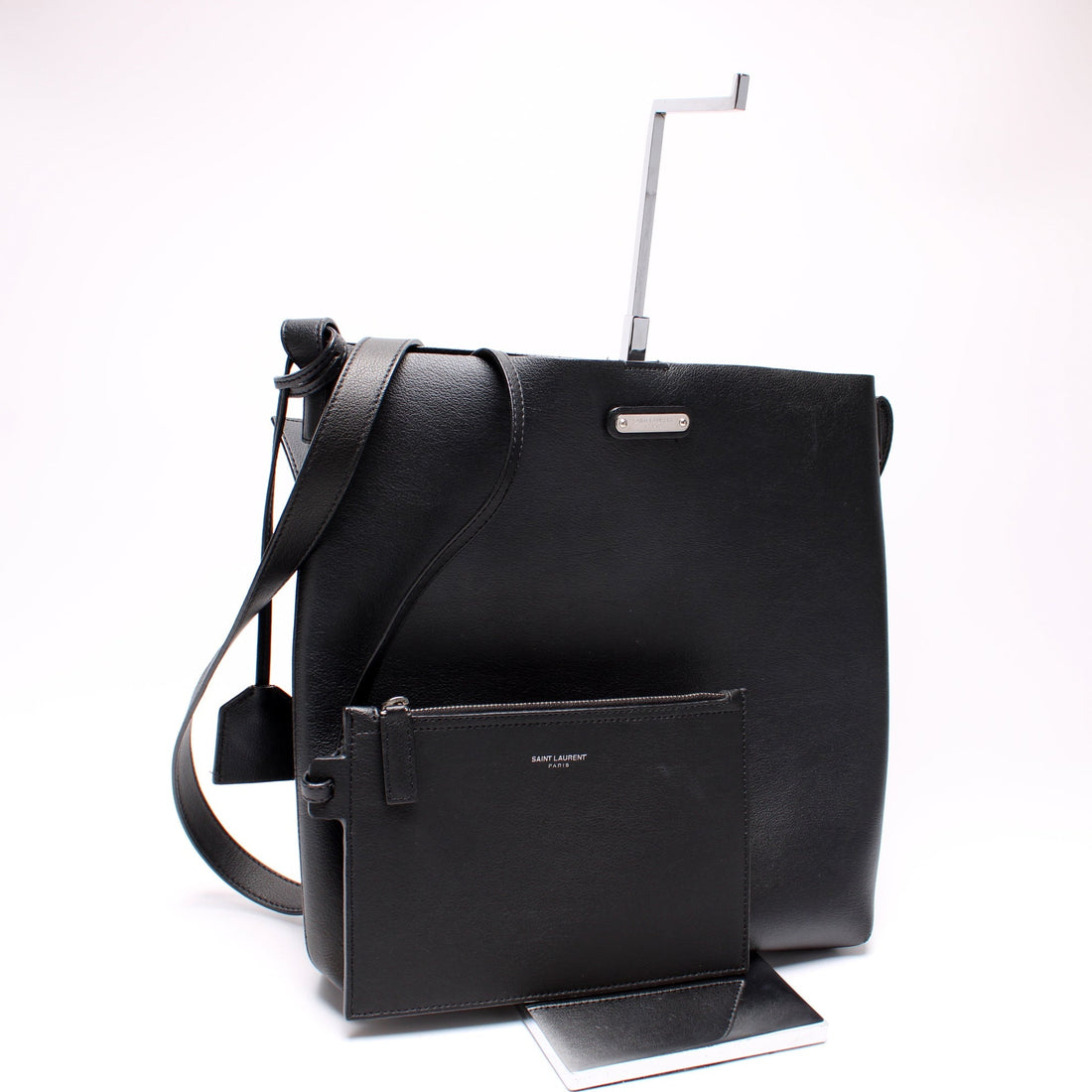 Bold Crossbody Leather Bag 503988