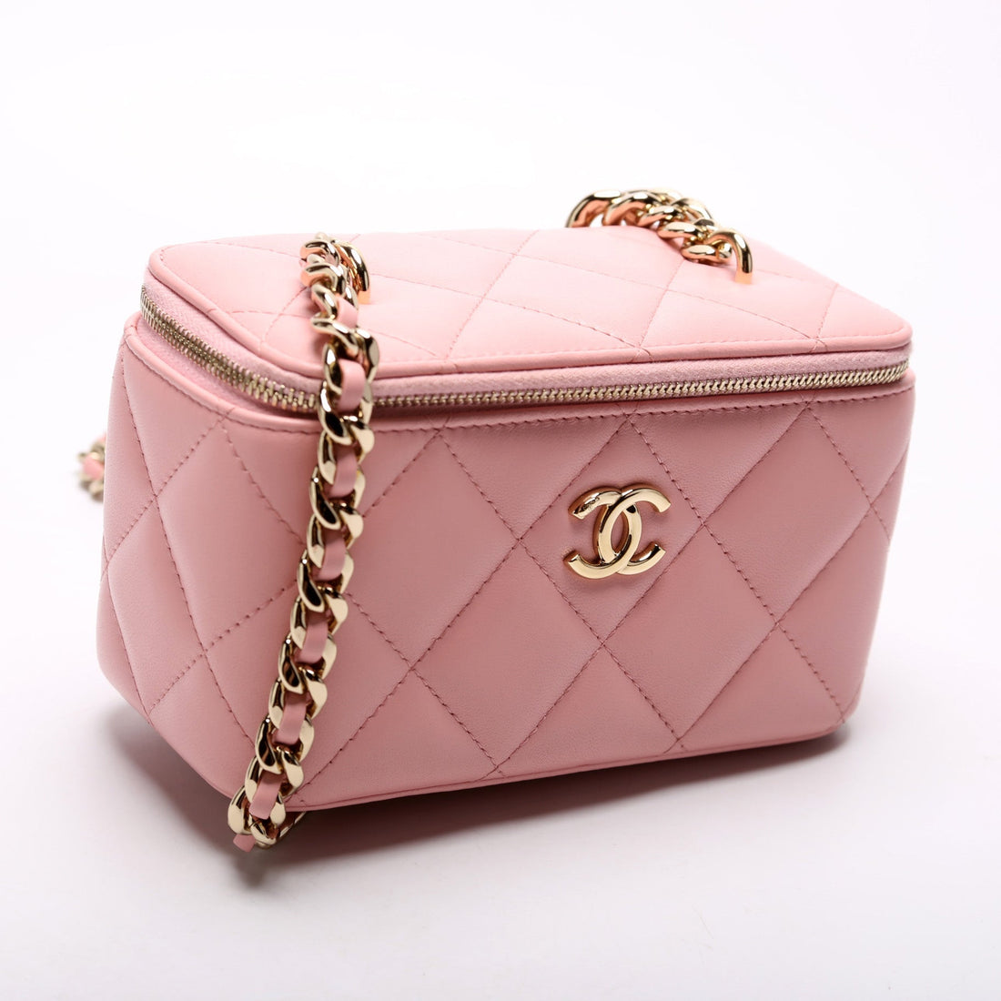 CC Vanity W/ Chain Quilted Lambskin