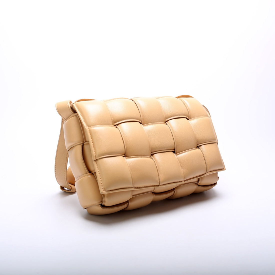 Maxi Intrecciato Padded Cassette Bag