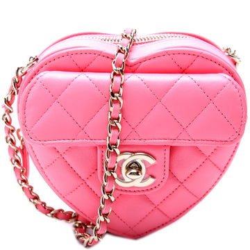 CC In Love Heart Clutch Quilted Lambskin 32M