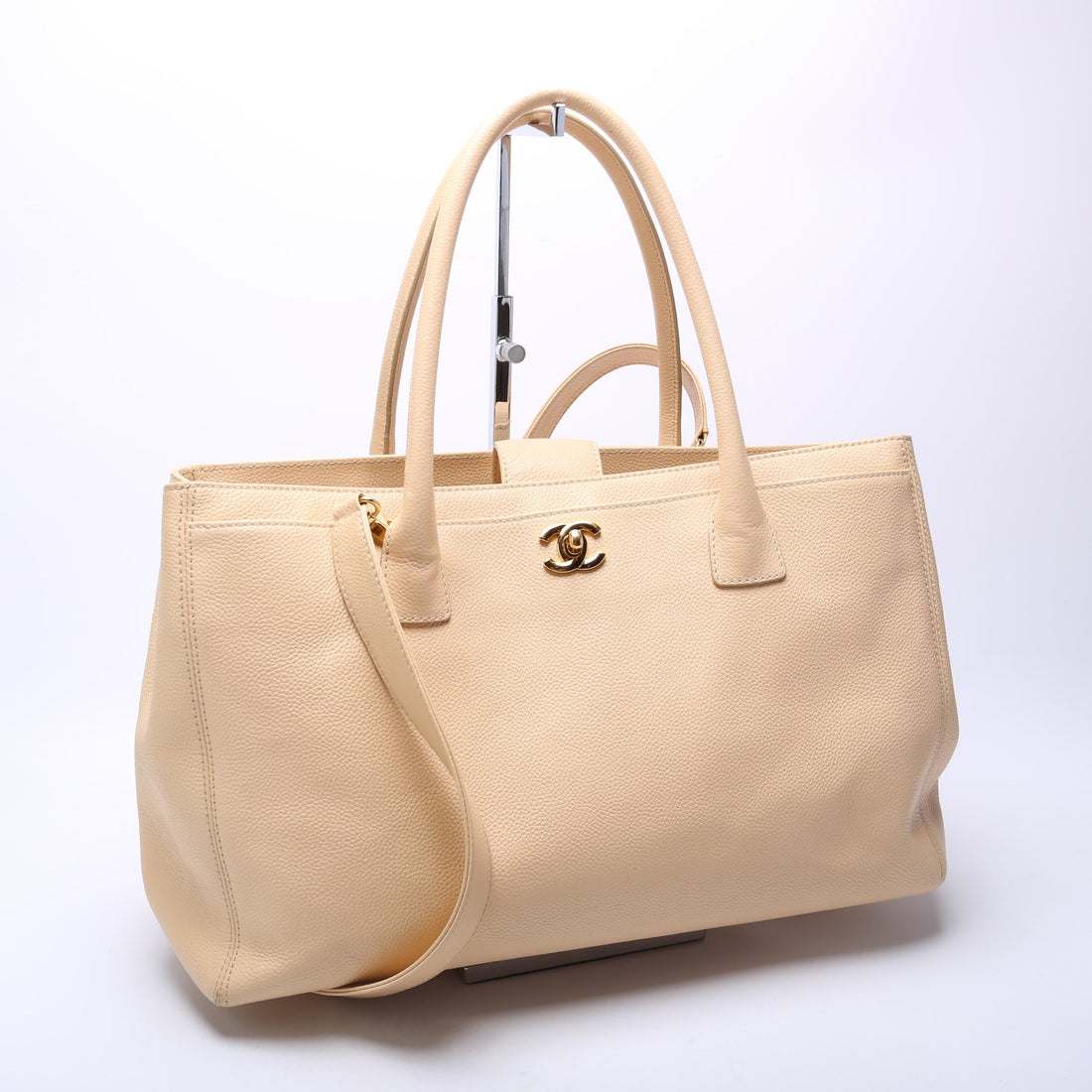 Cerf Tote Executive