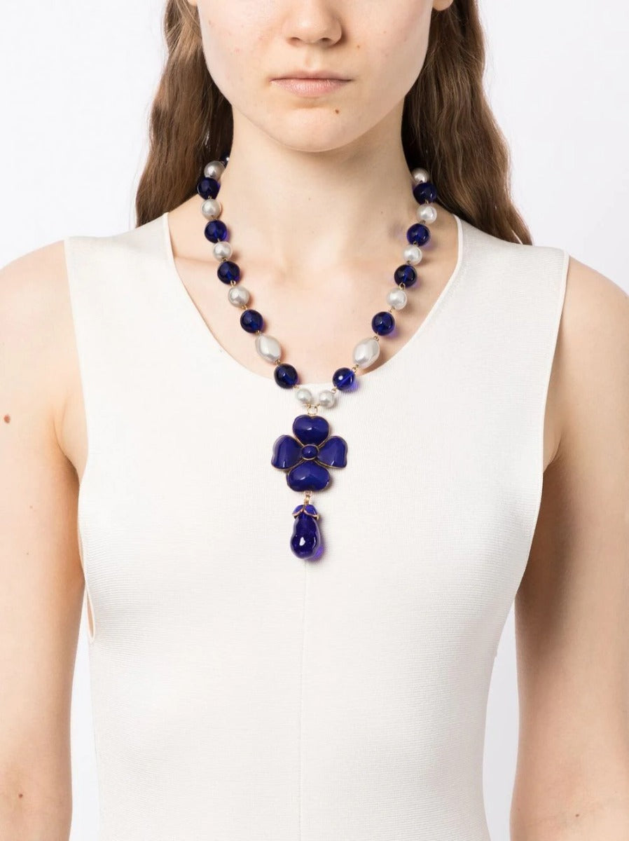 Top Quality Chanel Gripoix Camellia Pendant Necklace