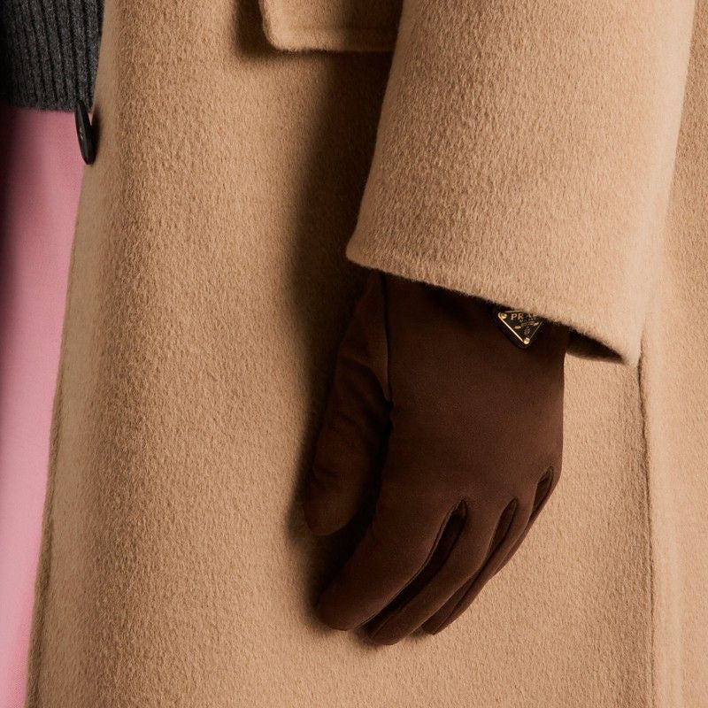 PRADA Elegant Suede Gloves for Women