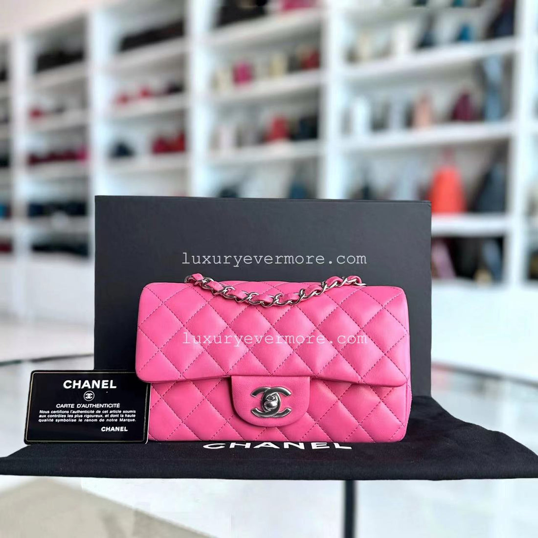 *Un* Chanel Classic Flap Mini - 20CM Rectangle Quilted Lambskin Pink Silver Hardware Series 27