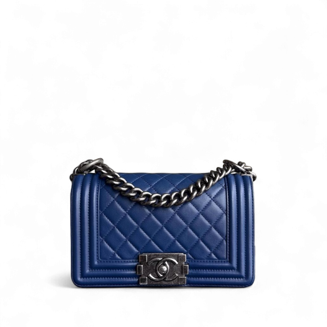 Chanel Boy Small - 20CM Quilted Lambskin Blue Ruthenium Silver Hardware