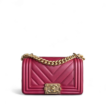 Chanel Boy Small - Chevron Calfskin Red Gold Hardware Series 28