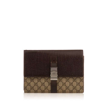 GUCCI Brown GG Supreme Canvas Clutch