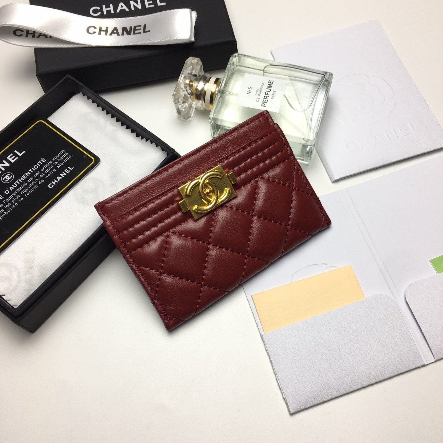 CHANEL BOY CARD HOLDER 11.2 GARNET CALFSKIN GOLD ICON