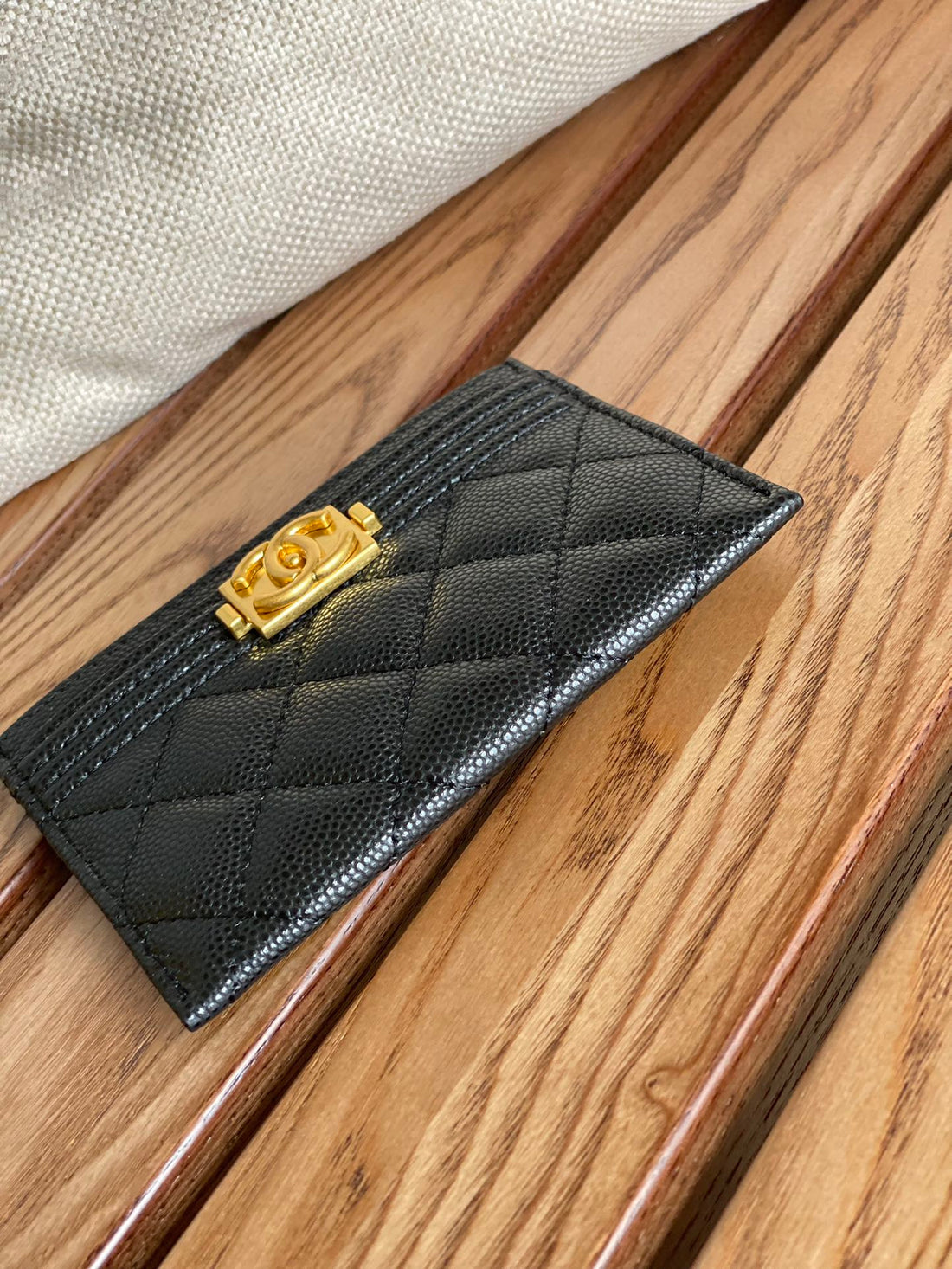 CHANEL boy 11cm card holder black caviar gold hardware