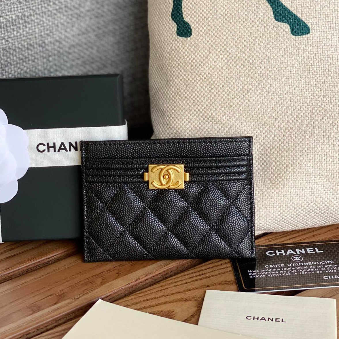 CHANEL boy 11cm card holder black caviar gold hardware