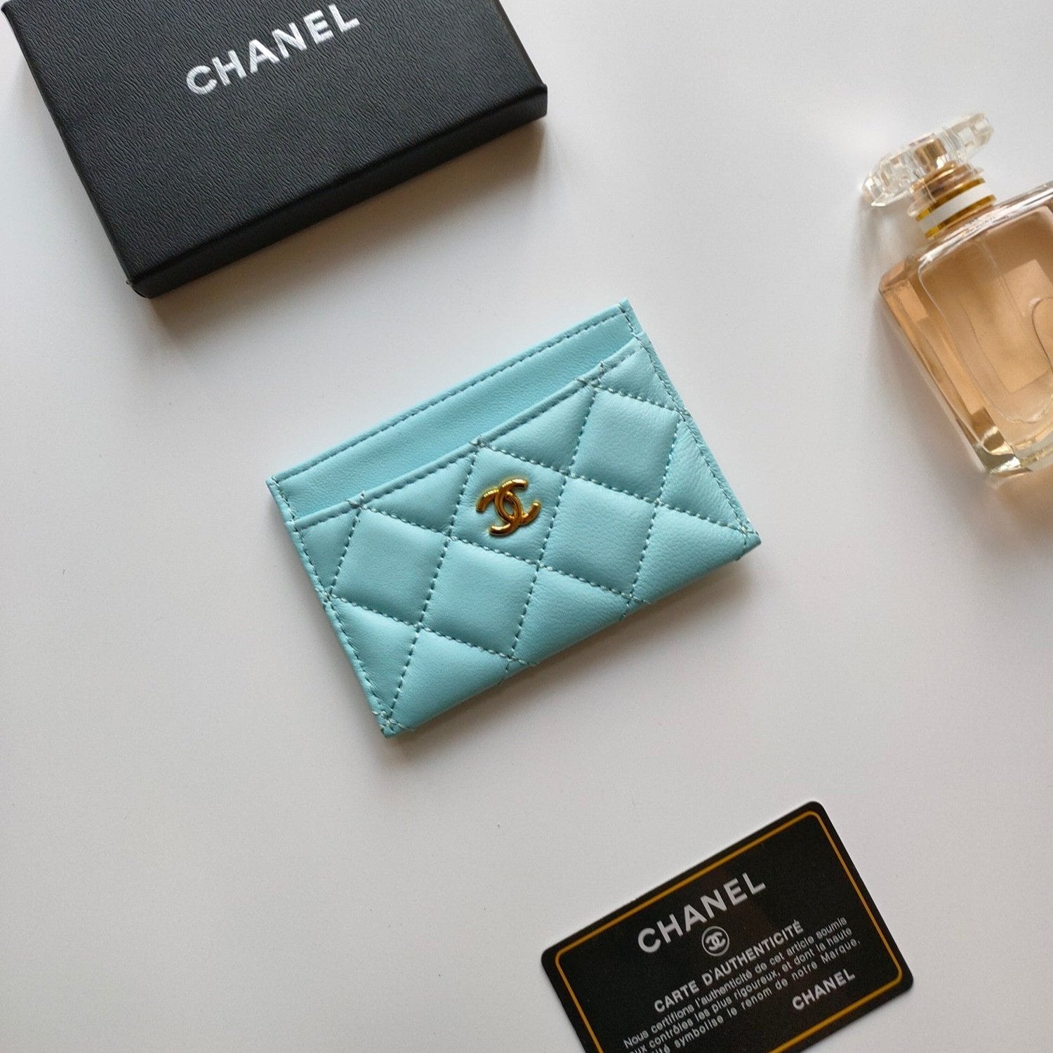 CHANEL CARD HOLDER 11.2 SKY CALFSKIN GOLD ICON