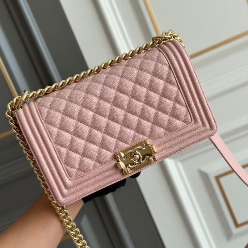 CHANEL boy medium 25 pink quilted caviar ghw
