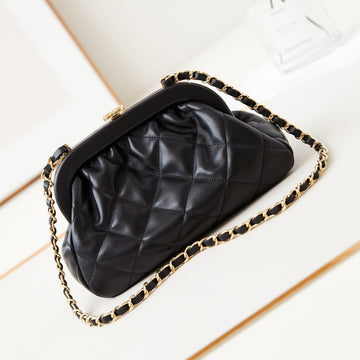 CHANEL 24a clutch 24cm black lambskin gold hardware