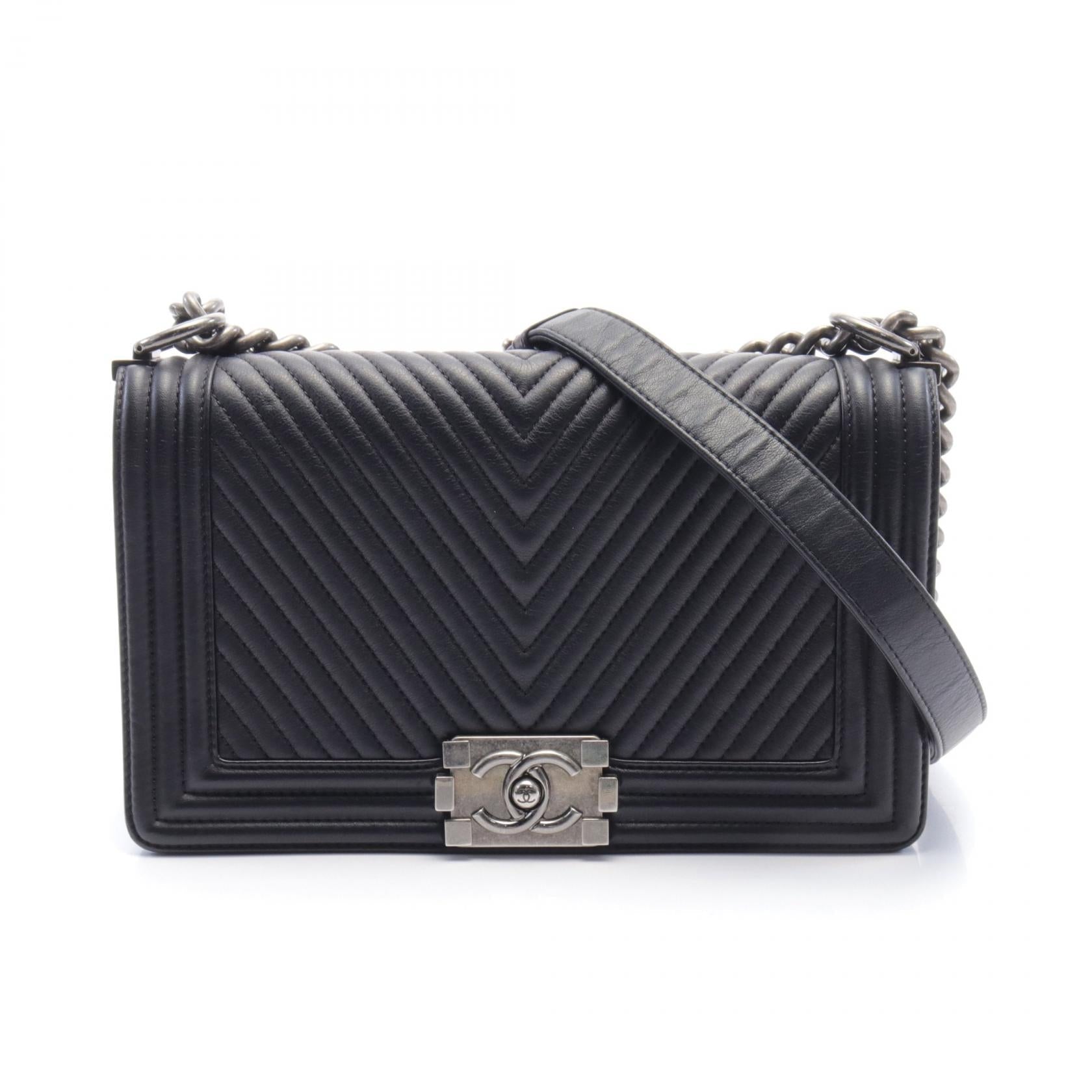 Chanel Boy Matelasse Leather Shoulder Bag