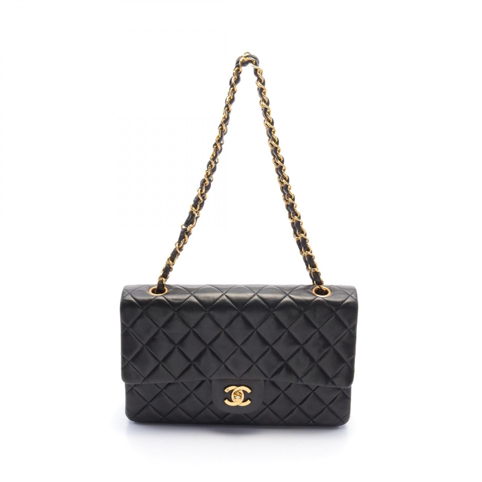 Chanel Lambskin Matelasse W Flap Shoulder Bag A01112