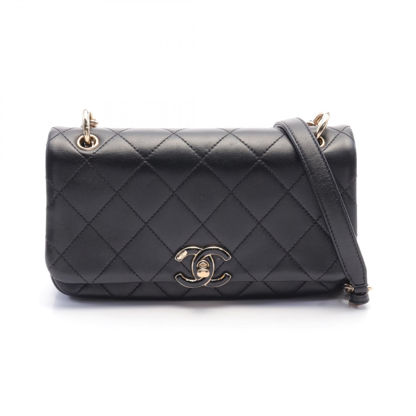 Chanel Leather Matelasse Shoulder Bag AS2318