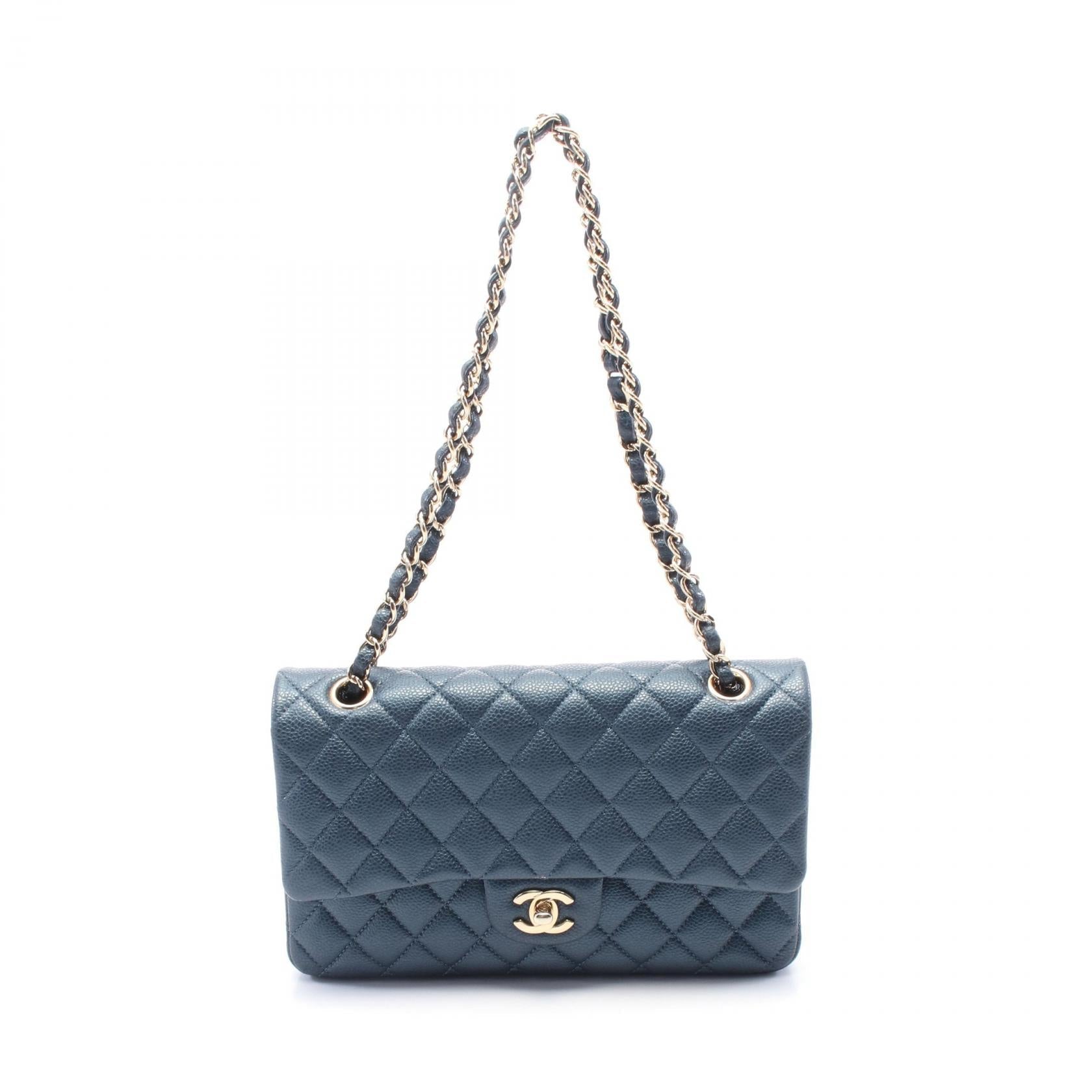 Chanel Matelasse Leather Shoulder Bag