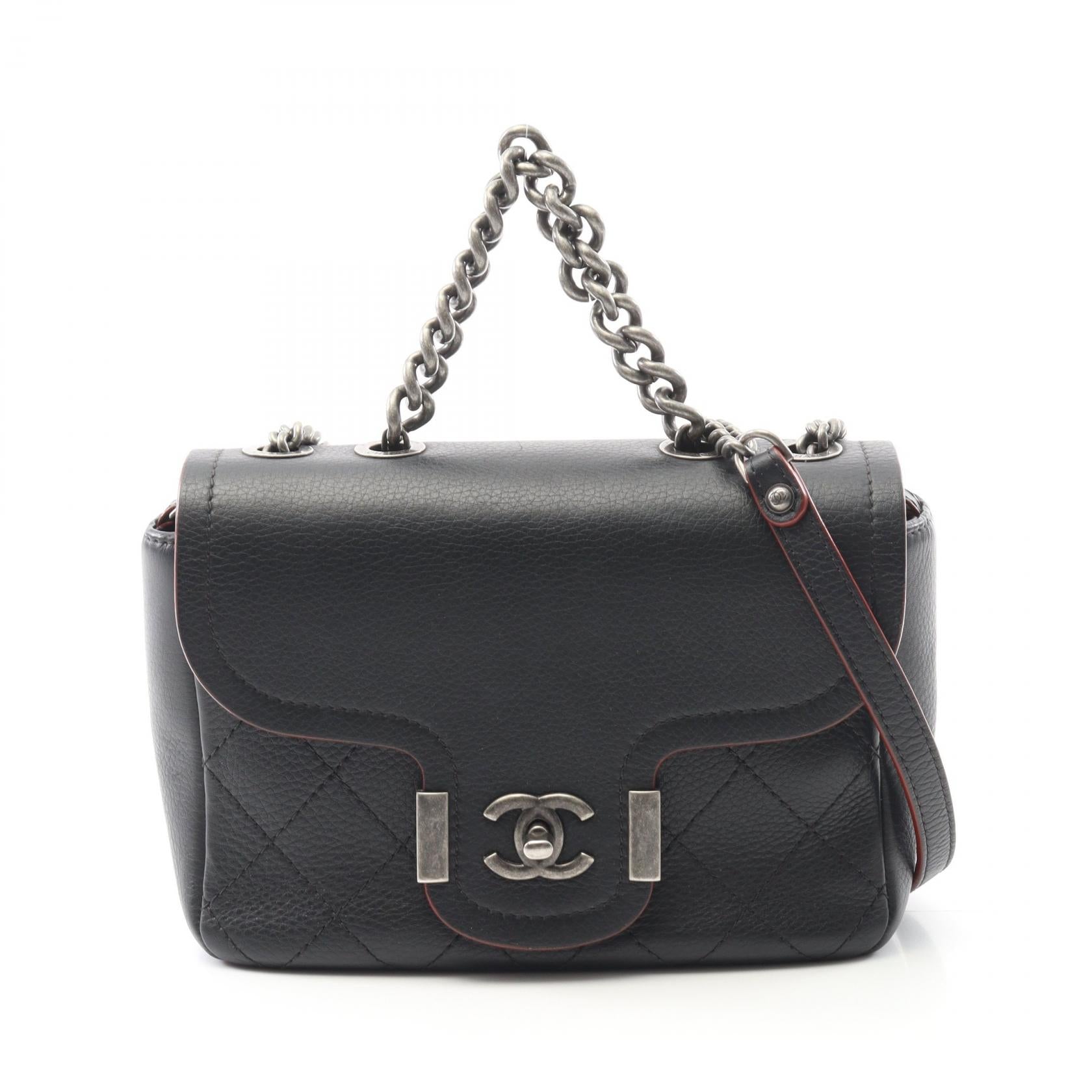 Chanel Matelasse Calf Shoulder Bag