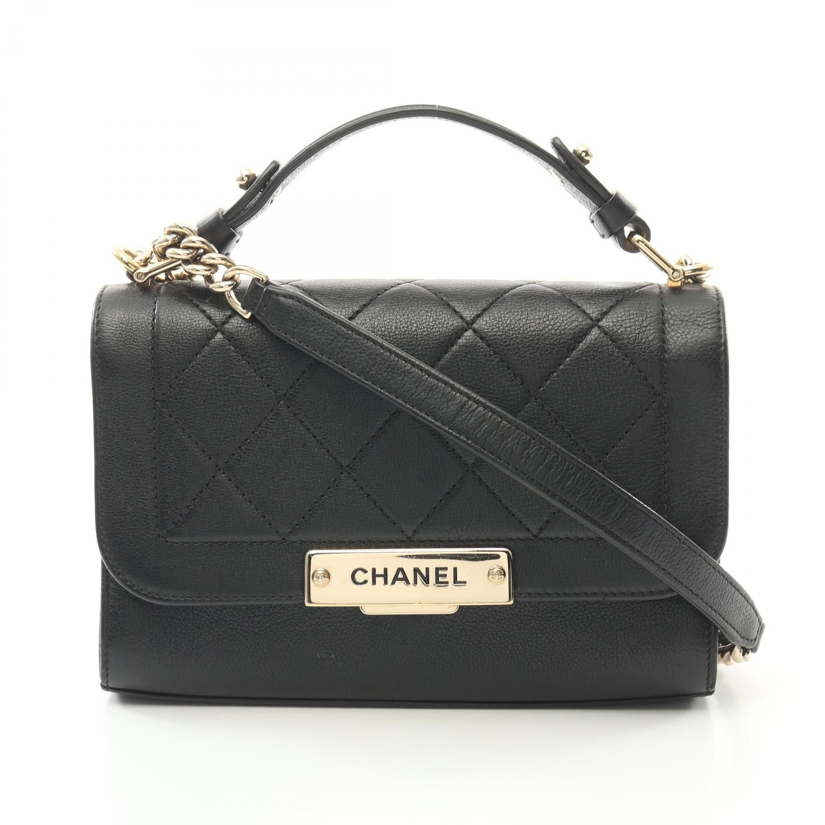 Chanel Matelasse Click Label Leather Shoulder Bag