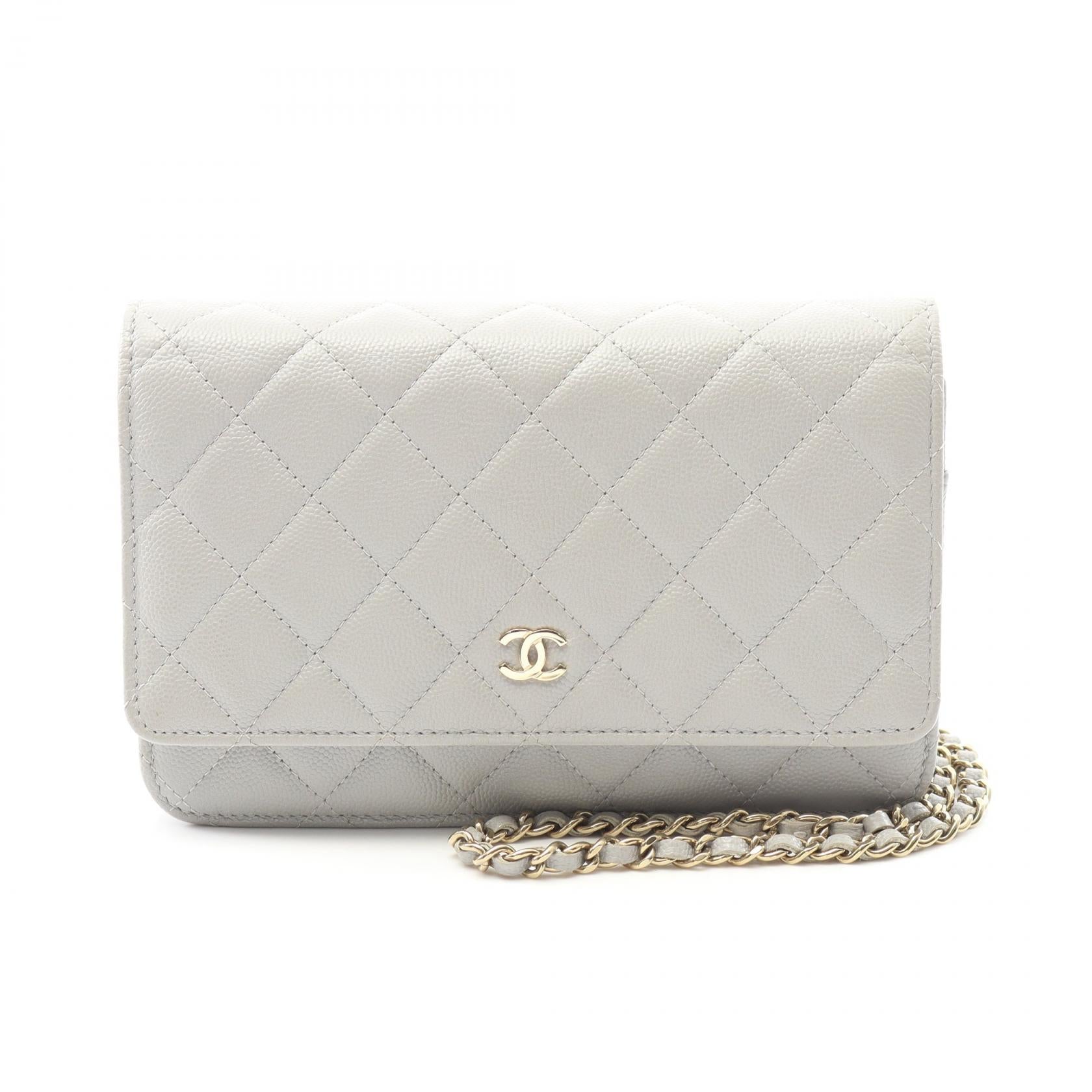 Chanel Matelasse Calf Shoulder Bag