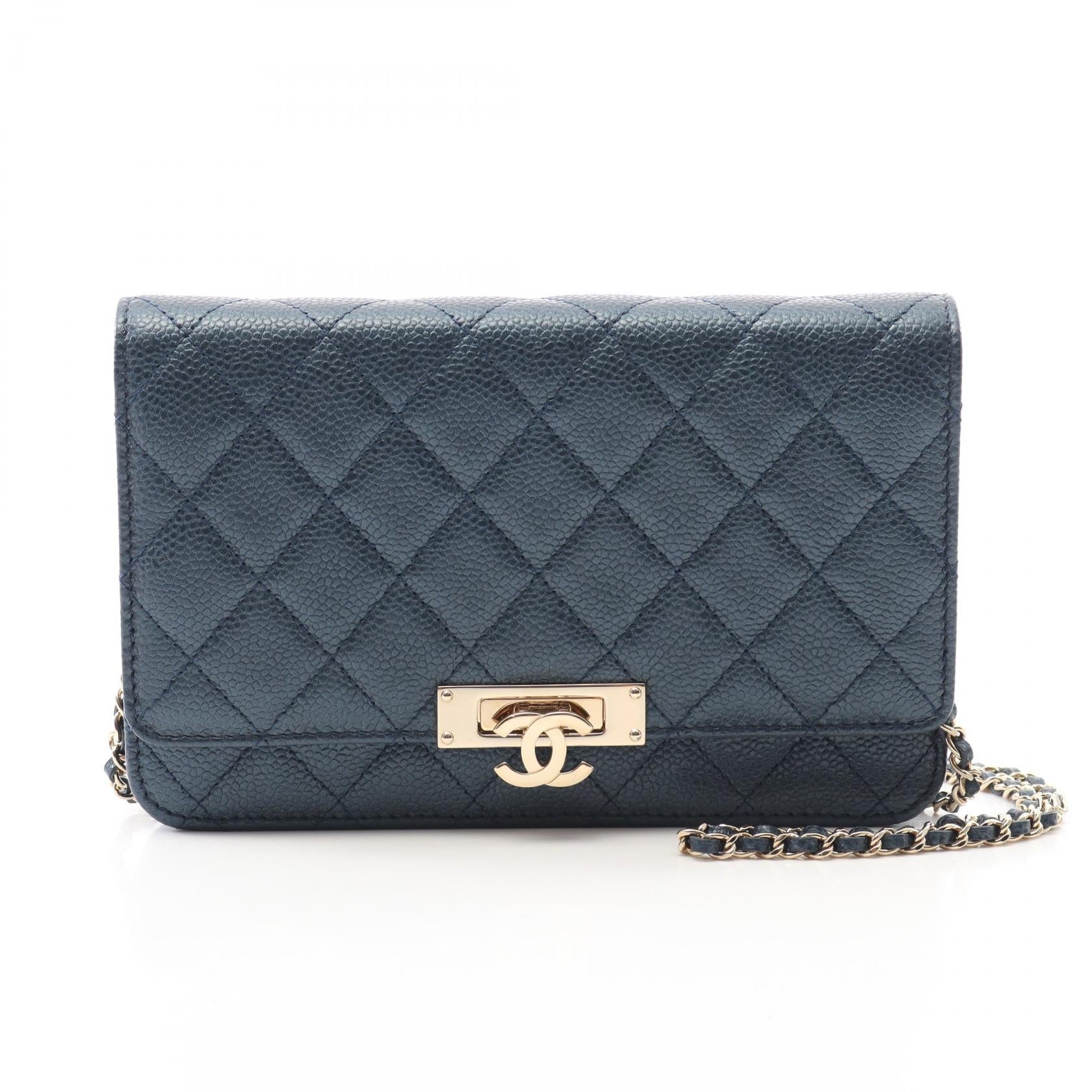Chanel Matelasse Coco Lock Grained Calf Shoulder Bag