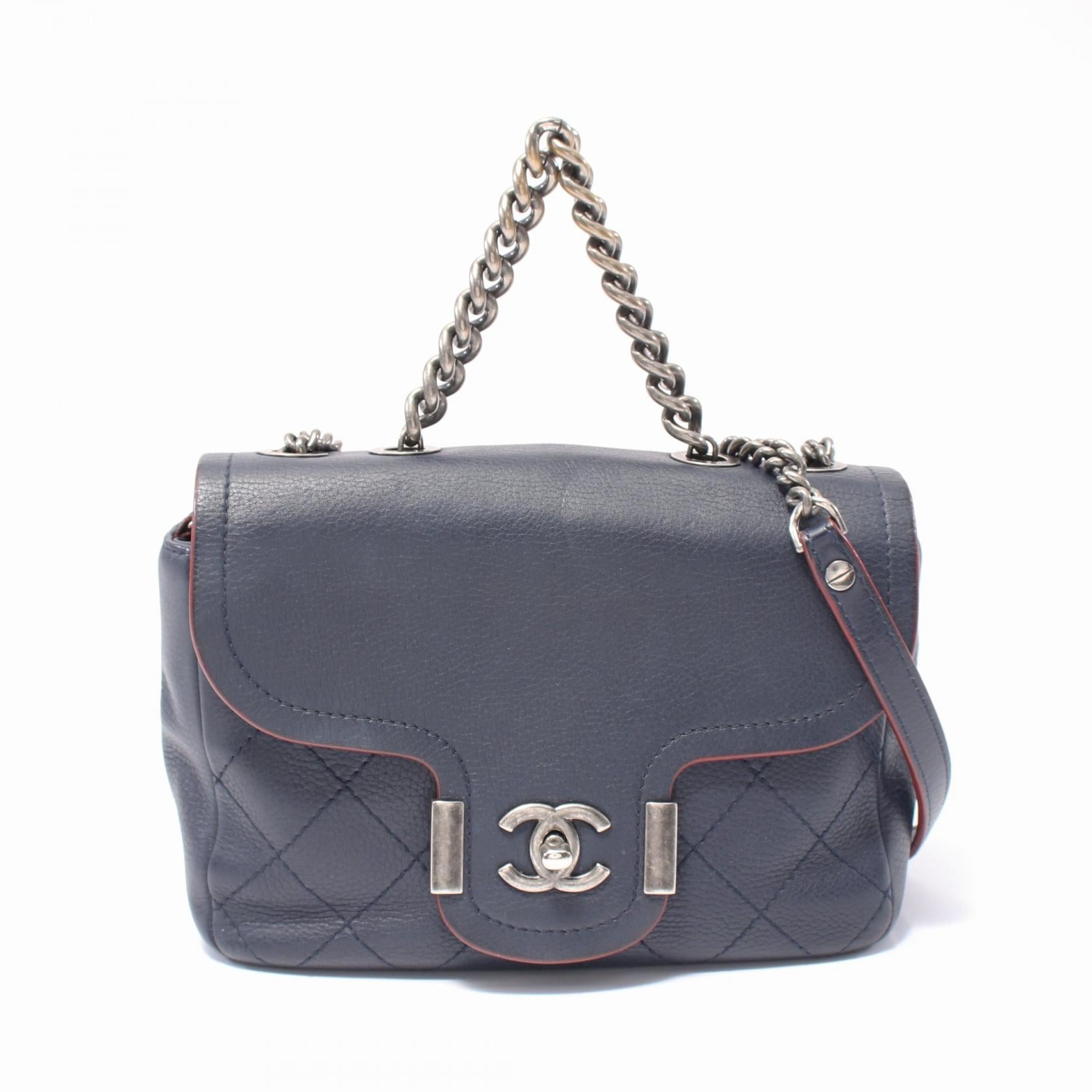 Chanel Matelasse Leather Shoulder Bag