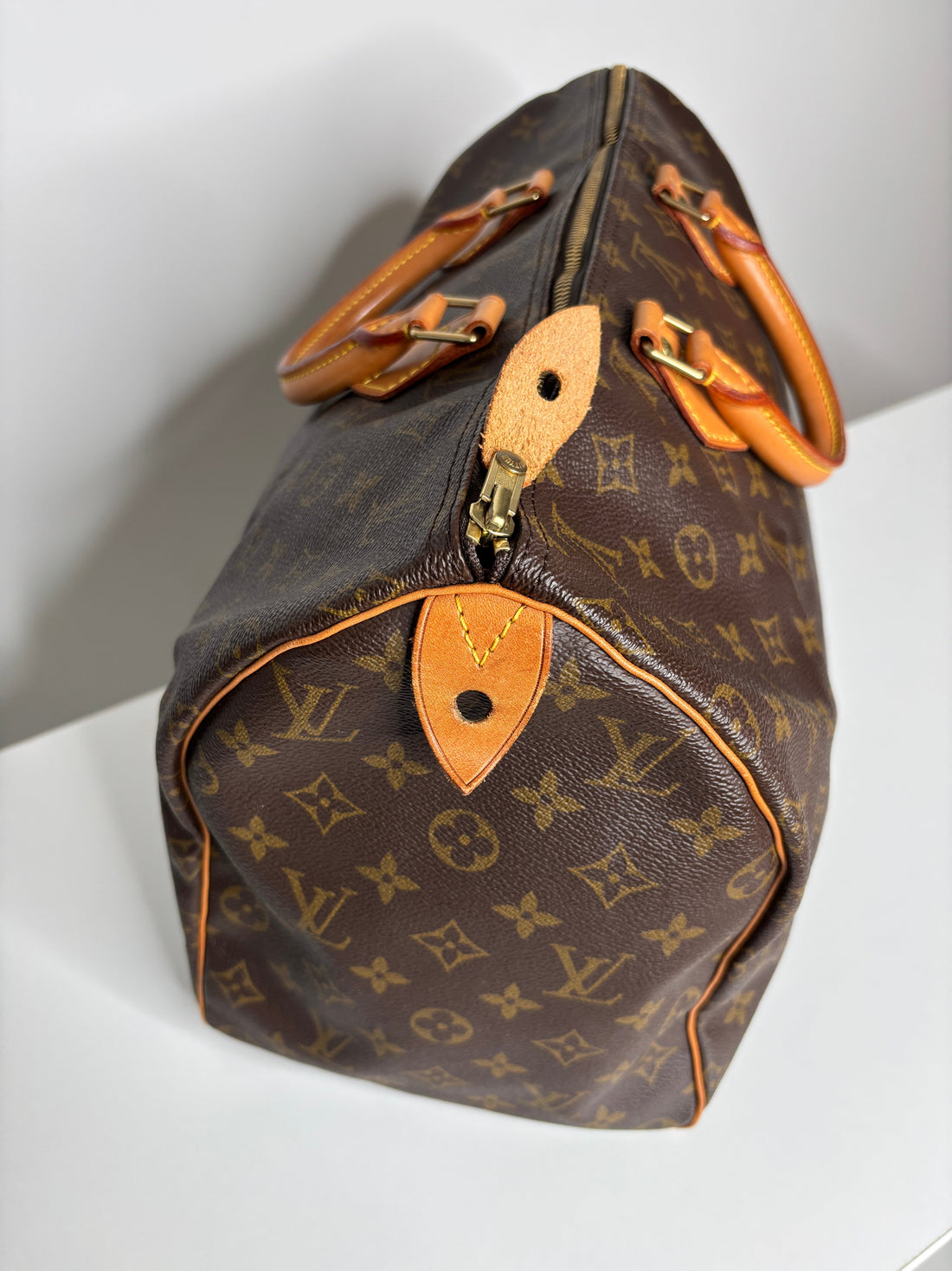 Louis Vuitton Speedy 40 Monogram Canvas Handbag