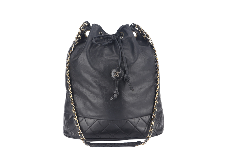 CHANEL VINTAGE BLACK LAMBSKIN BUCKET BAG WITH COIN POUCH GOLD HARDWARE NO HOLO, NO  AND NO DUST COVER