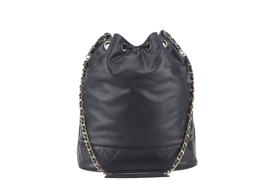 CHANEL VINTAGE BLACK LAMBSKIN BUCKET BAG WITH COIN POUCH GOLD HARDWARE NO HOLO, NO  AND NO DUST COVER